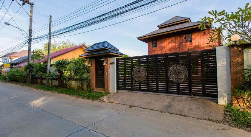 Lemon Tree Naturist Resort Naiharn Beach Phuket Exterior photo