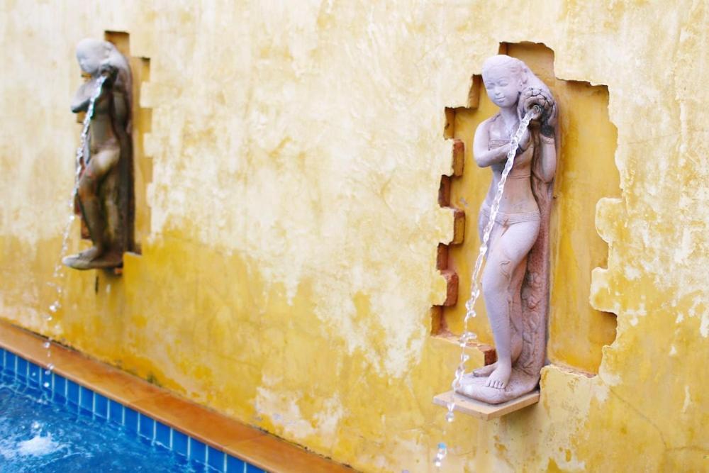 Lemon Tree Naturist Resort Naiharn Beach Phuket Exterior photo