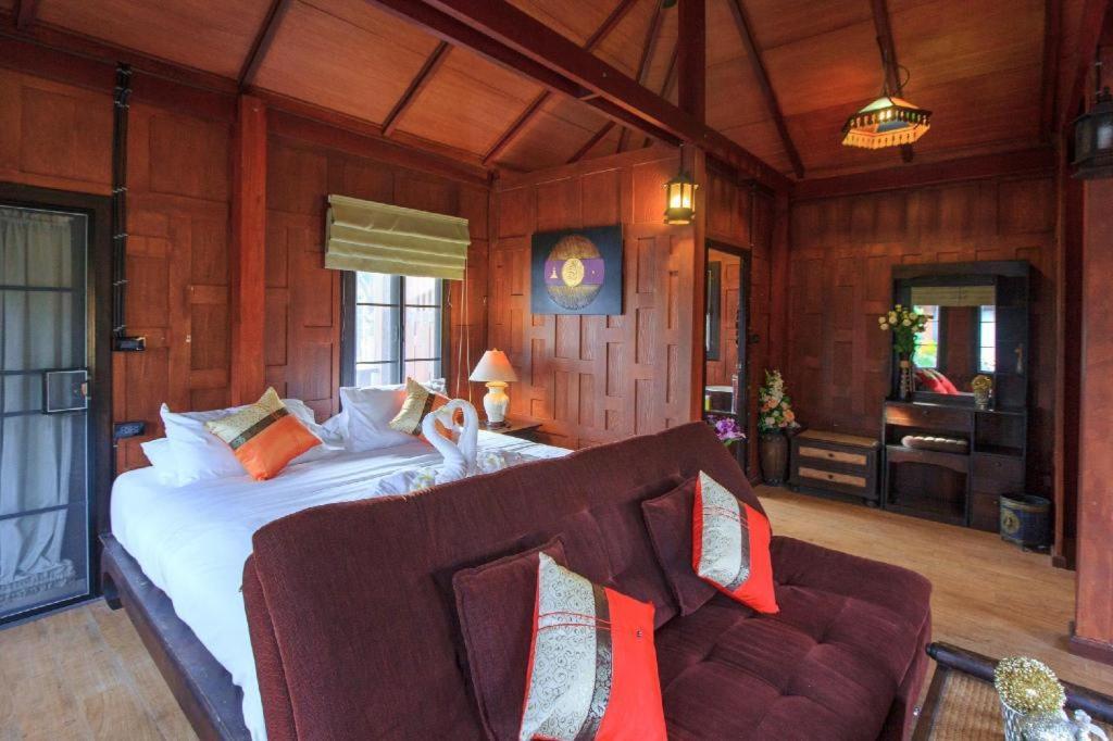 Lemon Tree Naturist Resort Naiharn Beach Phuket Exterior photo